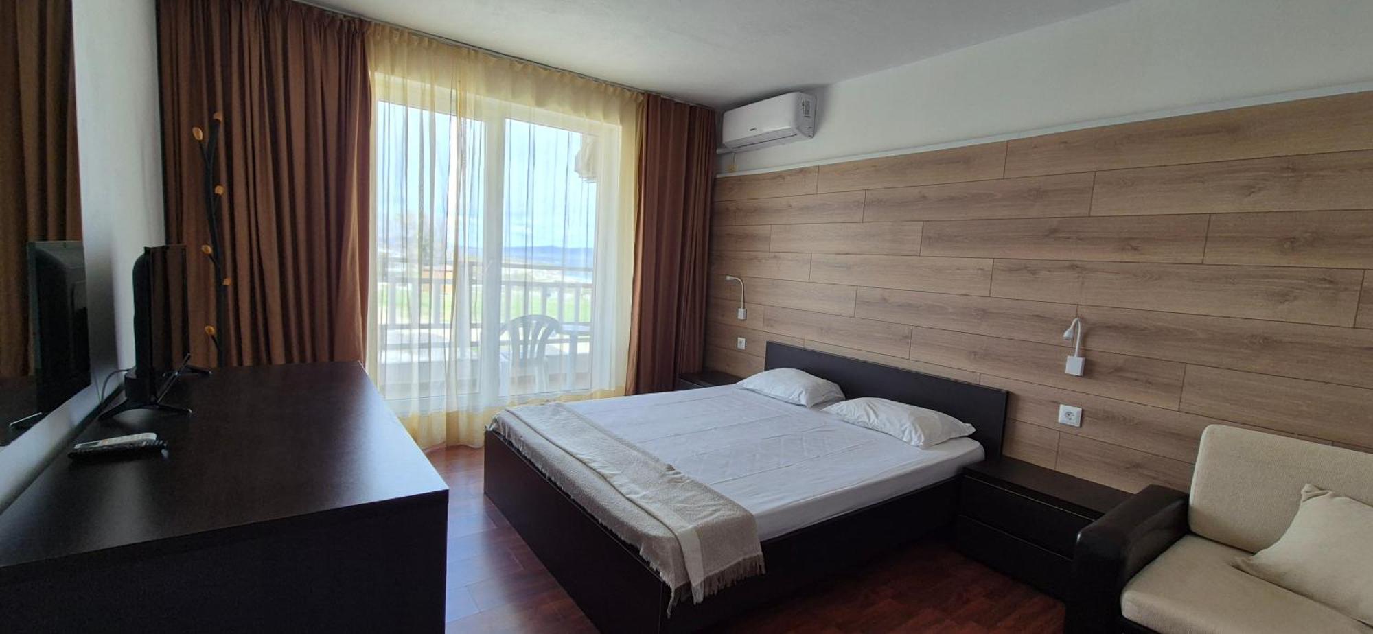 Guest House Compass 로제넷츠 외부 사진