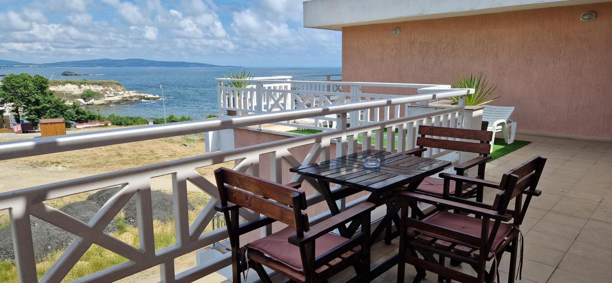Guest House Compass 로제넷츠 외부 사진