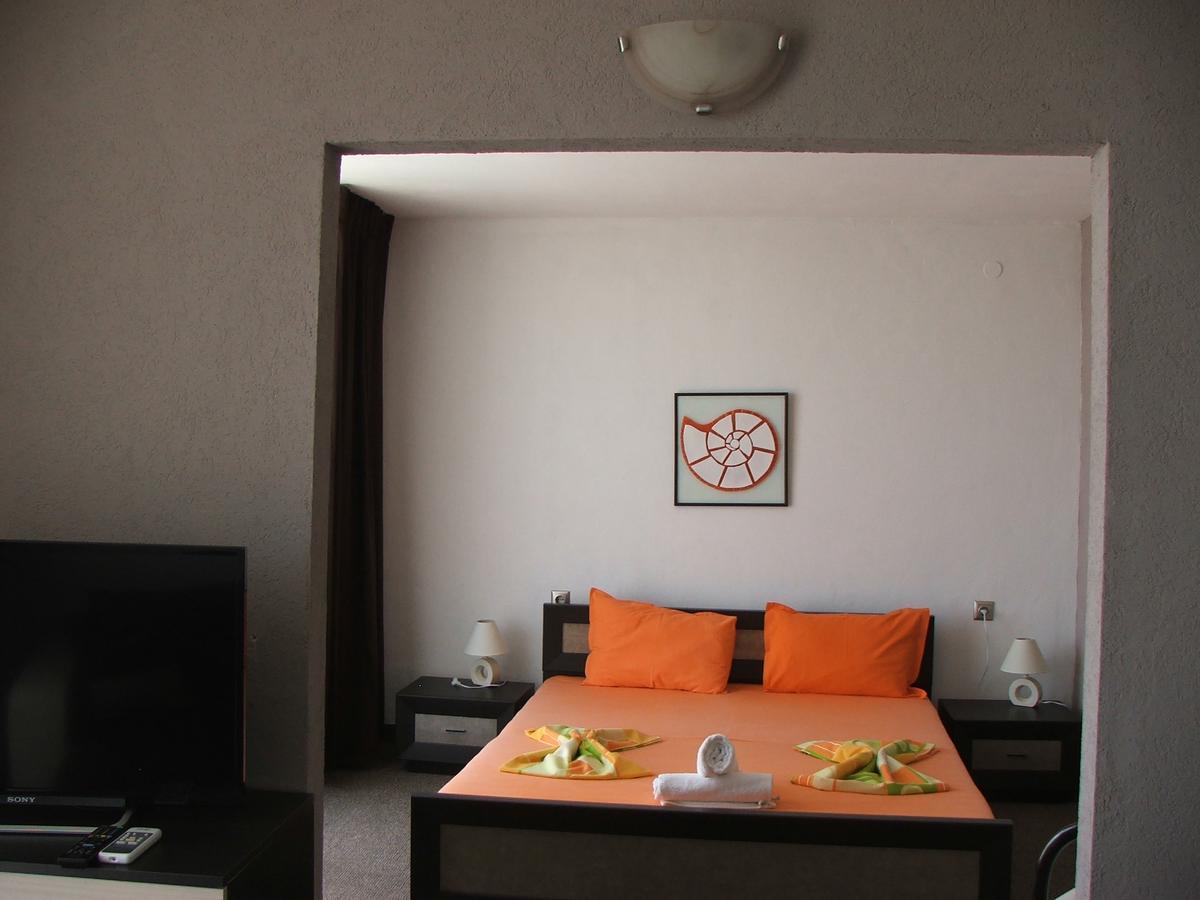 Guest House Compass 로제넷츠 외부 사진